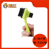 FLEXIBLE SLICKER BRUSH 12X7.5CM PET SUPPLIES